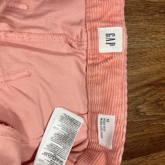 Gap High Rise Wide Leg Crop Corduroys - Sz 12 - NWT - Picture 5 of 9